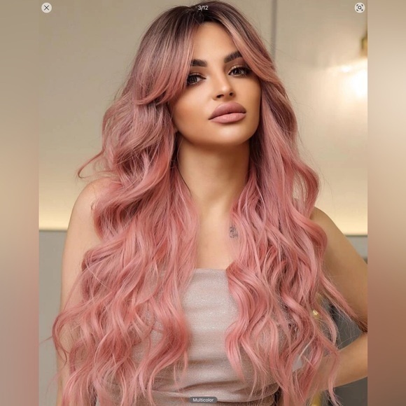 ✨NWT 26 Inch Butterfly Haircut Synthetic Wig ombré pink